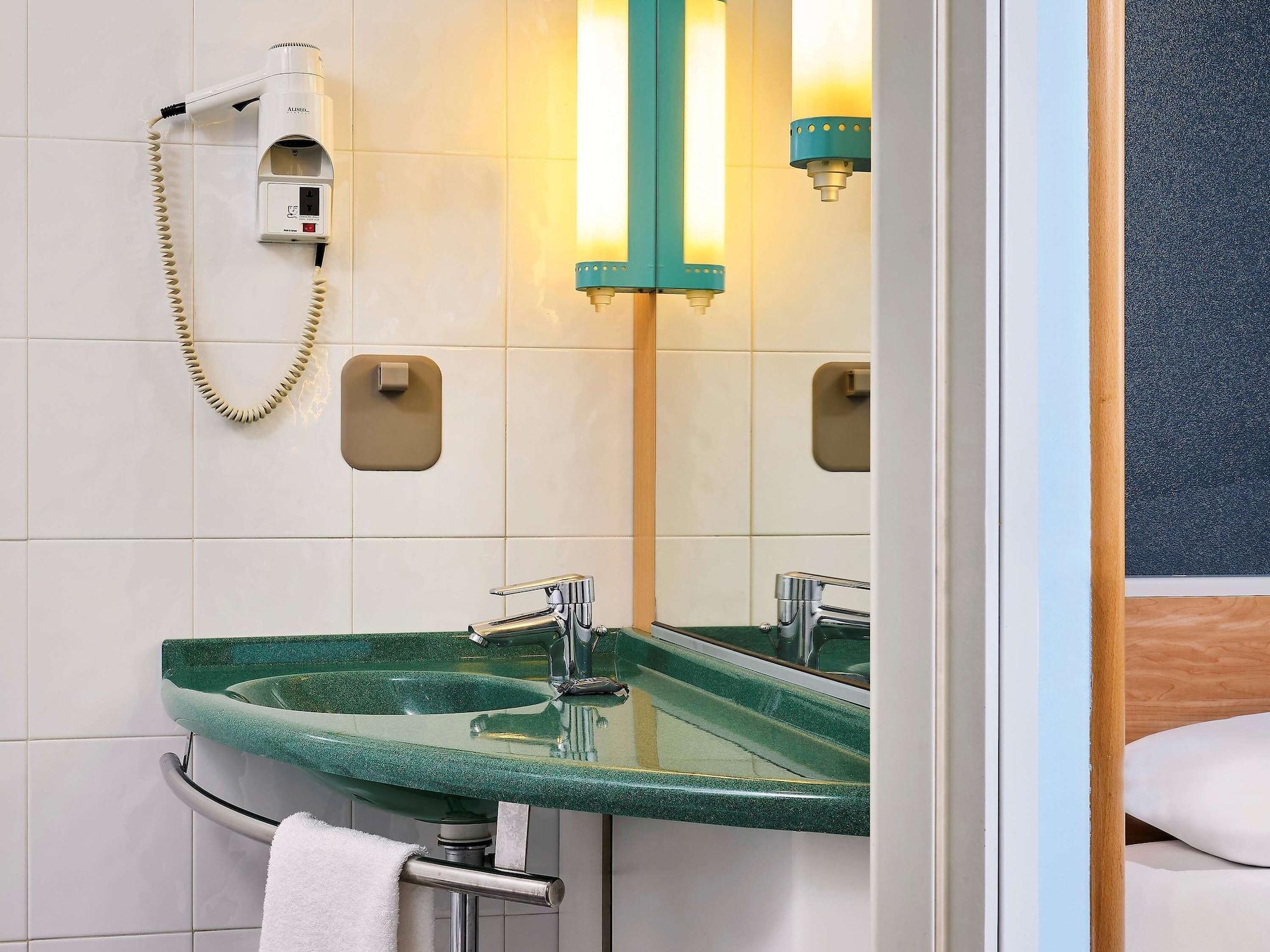 Hotel Ibis Firenze Prato Est Campi Bisenzio Eksteriør billede