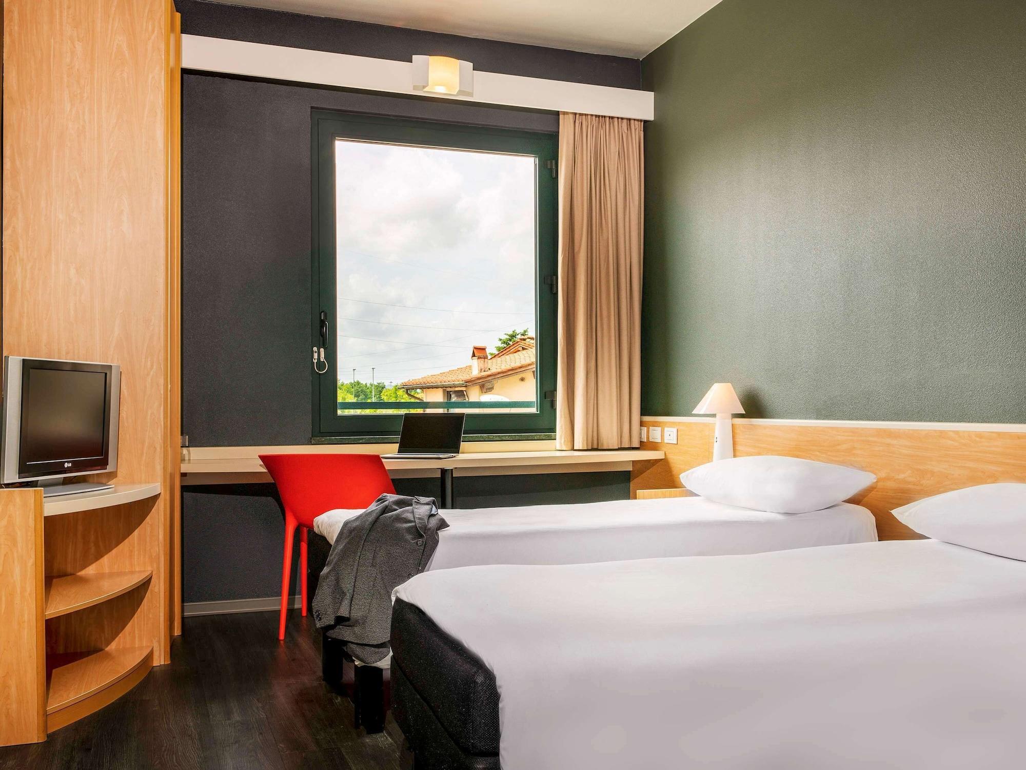 Hotel Ibis Firenze Prato Est Campi Bisenzio Eksteriør billede