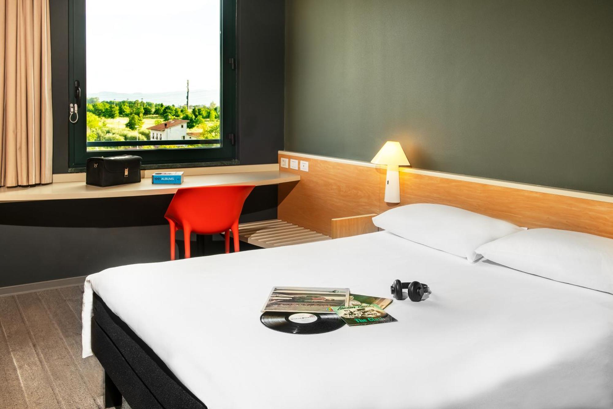 Hotel Ibis Firenze Prato Est Campi Bisenzio Eksteriør billede